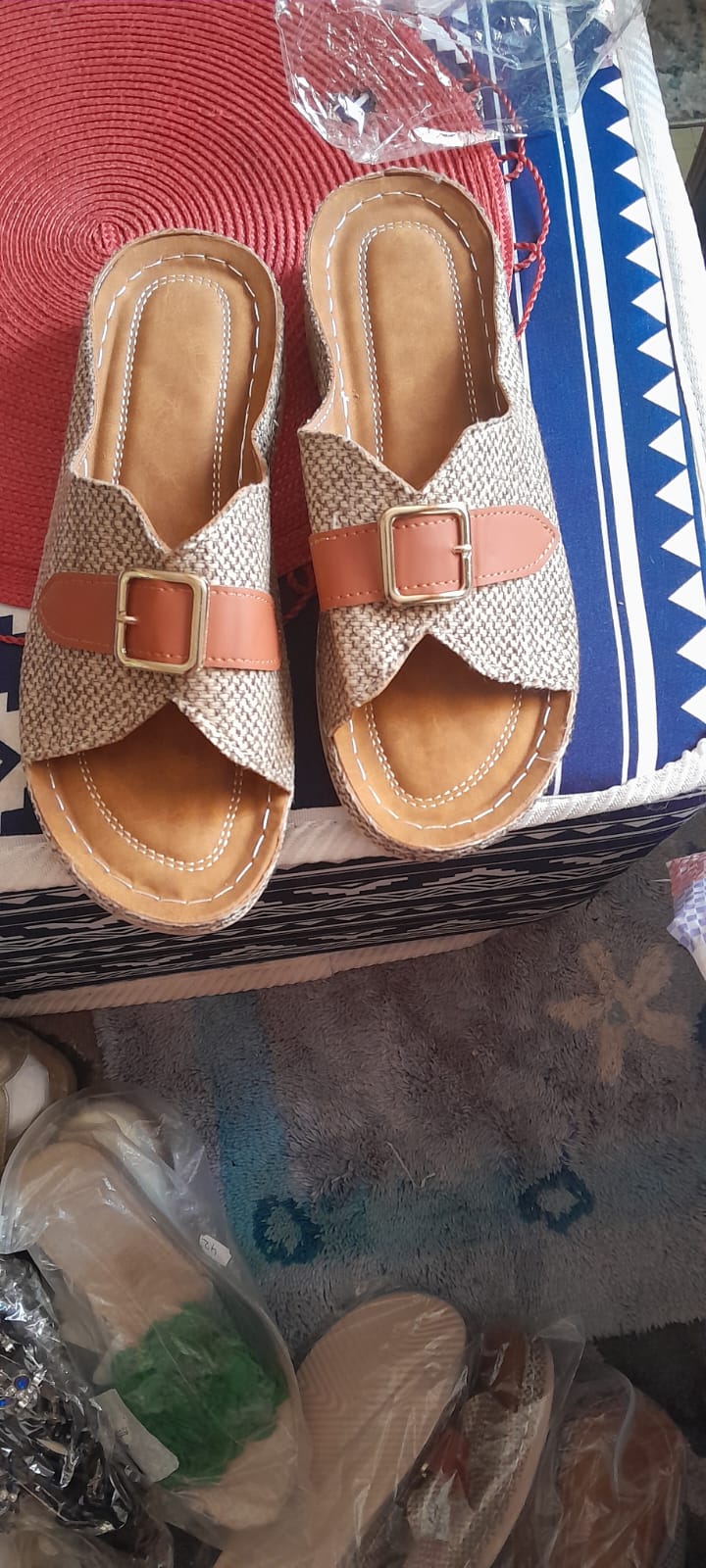 Linen Comfort Buckle Slides